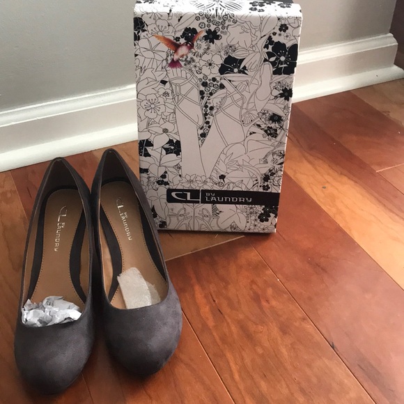 Heels/wedge - Picture 2 of 2